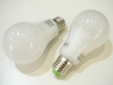 Žárovka LED E27/230V 12W - denní bílá úhel svitu 280°