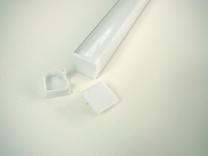 Koncovka AL lišta-profilu R5 - kulatý, hranatý kryt pro LED pásky - Koncovka hranatá - plná Koncovka hranatá - plná