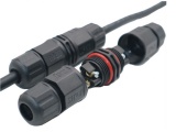 Kabelová spojka I rovná krytí IP68, 500V, 25A, vodotěsná, černá