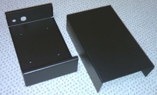 Kovová krabička přístrojová  KK-07-101 (ŠxVxH): 104x70x172mm