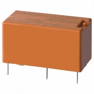 RELÉ 5VDC-6A RE030, 1 x přepínací kontakt 6A, 5V DC 0-1393217-1