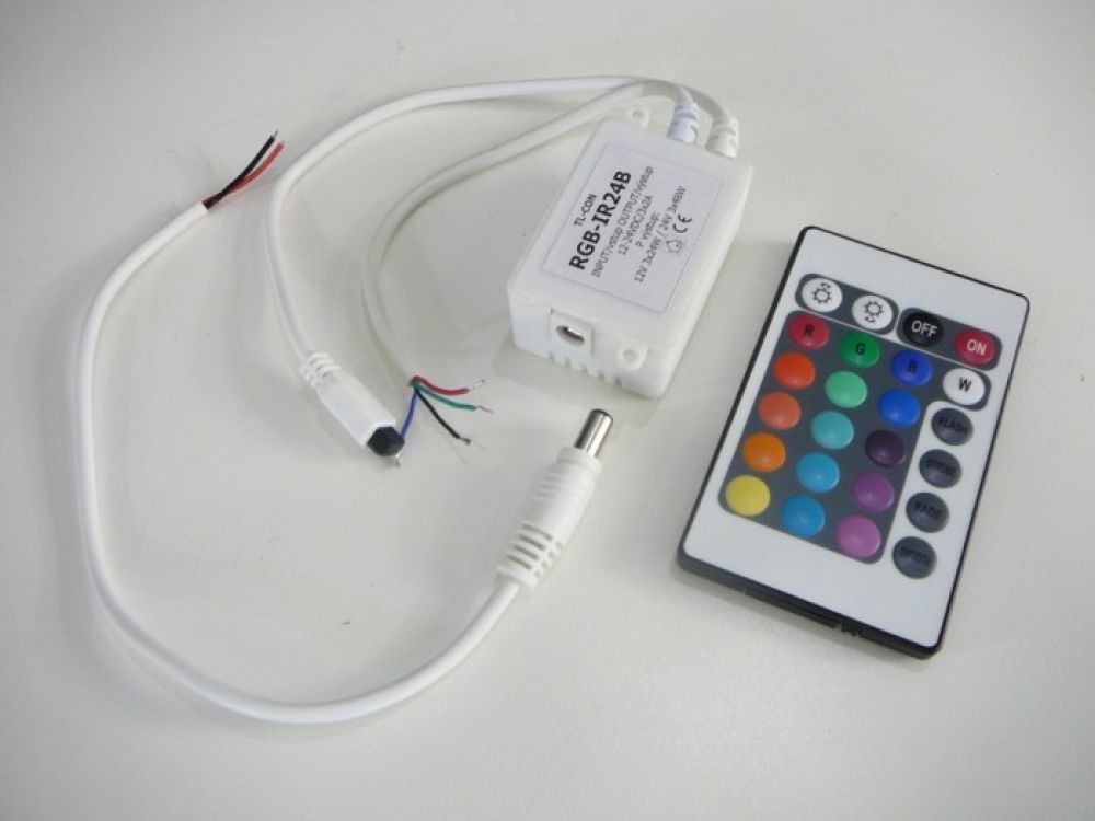 RGB kontroler-ovladač pro LED pásky, regulace jasu a barev + dálkové ovládání,3x2A,12V,72W