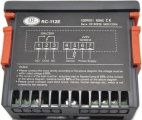 Digitální termostat RC-112E, -40° až +99°C, napájení 230VAC, modul. Přepínací kontakt relé: 250VAC 10A (odporová zátěž)