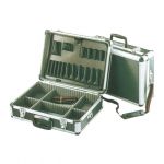 Kufr na nářadí, organizér. Uzamykatelný kufr hliníkové konstrukce s vnitřními přepážkami. 460 x 335 x 155mm 