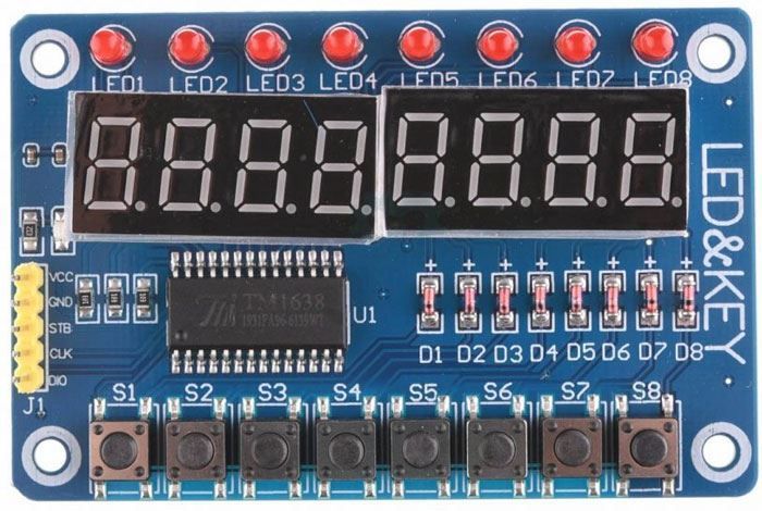 Ovládací panel TM4638 pro Arduino. 8× displej, 8× LED, 8× tlačítko