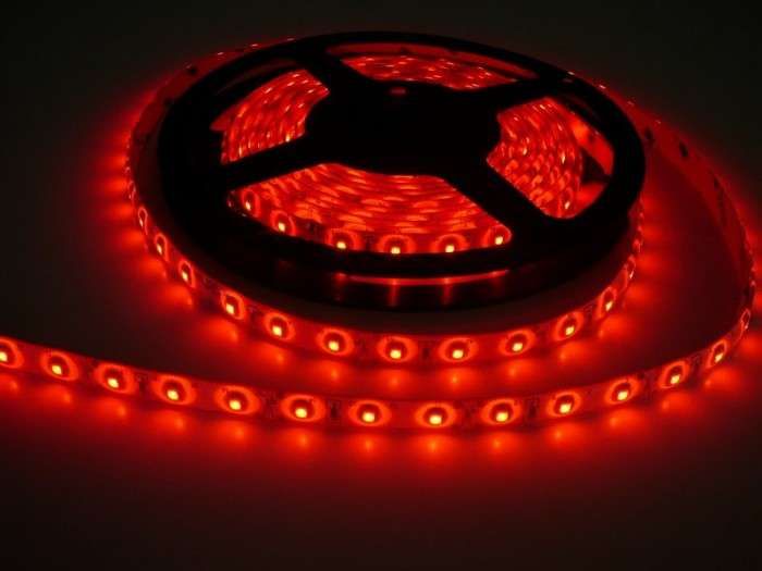 LED pásek 24HQ12096 vnitřní samolepící, napětí 24V / 9,6W/m 120LED/m, barva červená