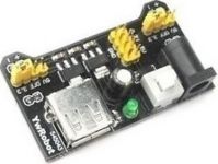 Napájecí modul 5V/3,3V/max.0,7A pro nepájivé kontaktní pole,
vstupní napětí 6,5–12V (zdířka DC) nebo 5V (USB)