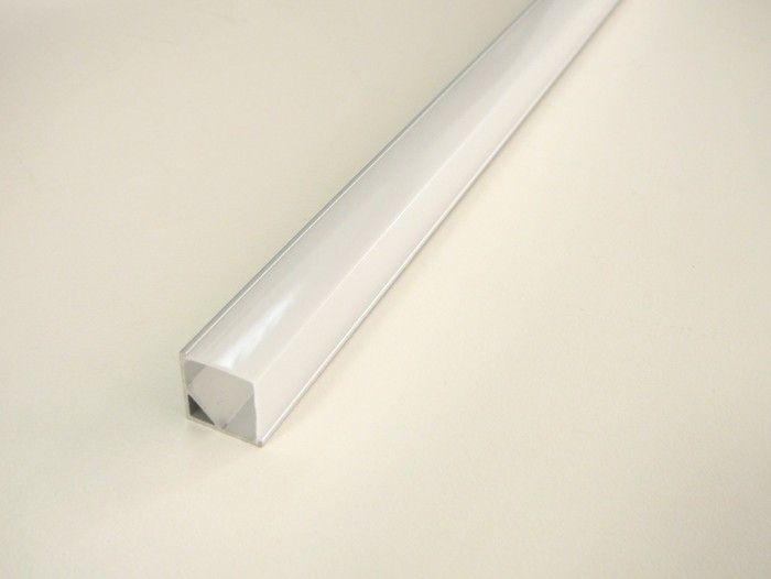 Profil + hranatý kryt délky 1 metr