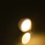 Noční LED světlo 0,4W svítilna do zásuvky 230V AC se světelným senzorem, 3000K teplá bílá RETLUX