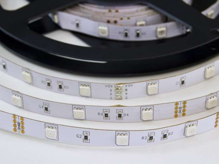 LED pásek RGB 150SMD 30LED/m samolepící vnitřní, spotřeba 7,2W/m, cena za 1m